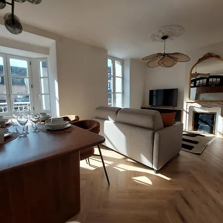 Le Gally 55m2, Coeur De Avec Garage! *